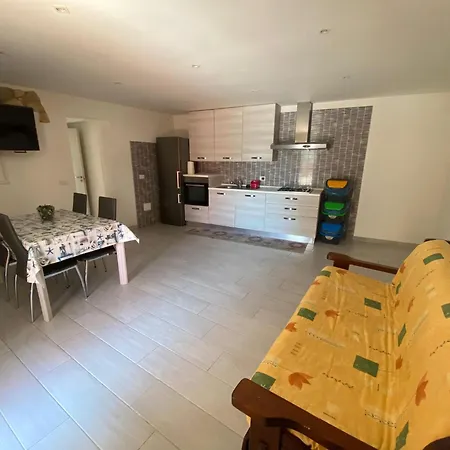 La Casetta Di Lory Apartment *